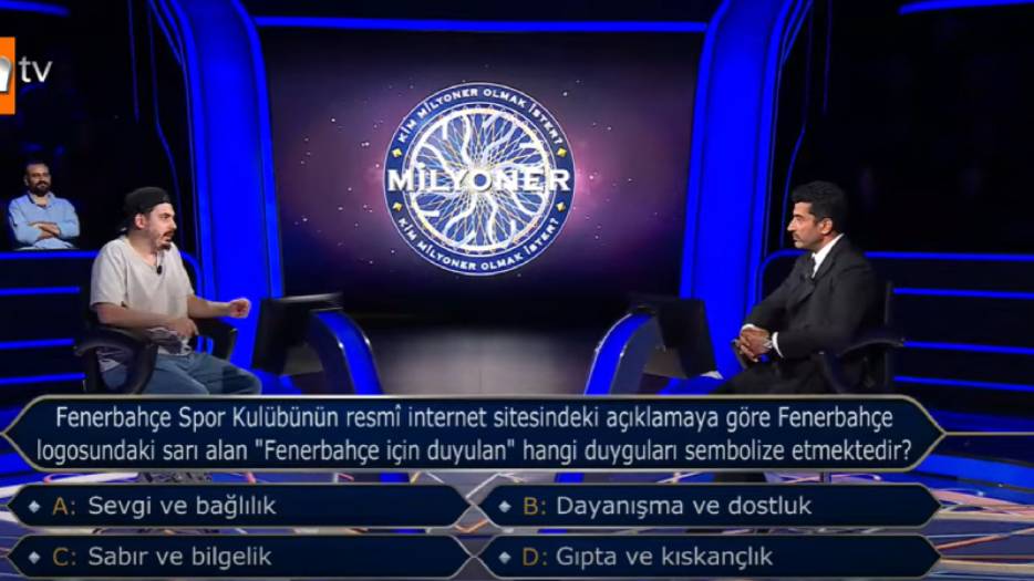 Kim Milyoner Olmak İster'deki Fenerbahçe sorusu sosyal medyada gündem oldu 2